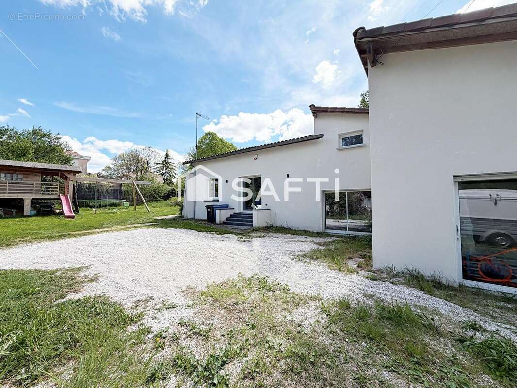 Photo 2 - Maison à LAUNAGUET