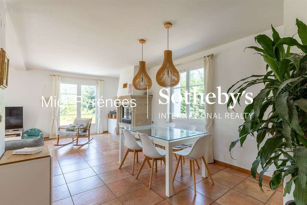 Belle maison de famille+ terrain constructible - photo 12