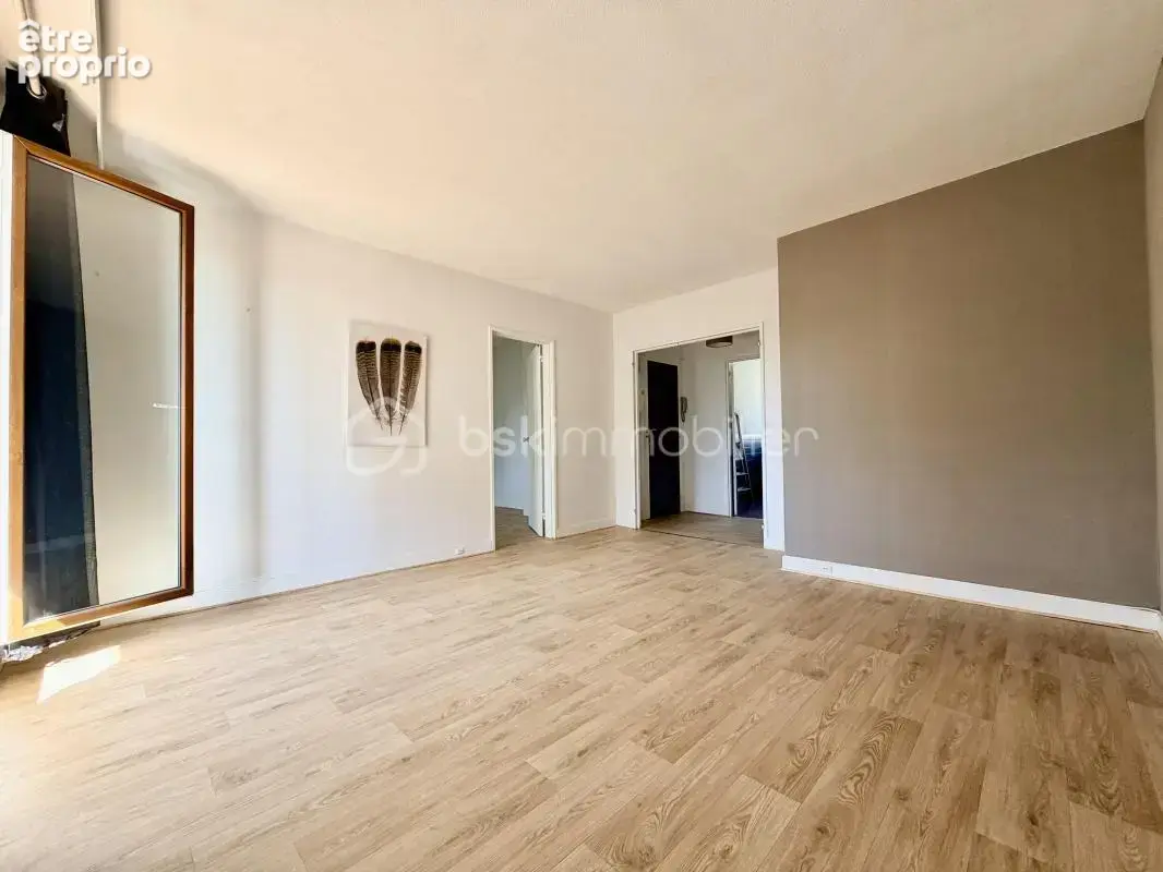 Appartement 2 pièces - 50 m2 - refait a neuf - photo 4