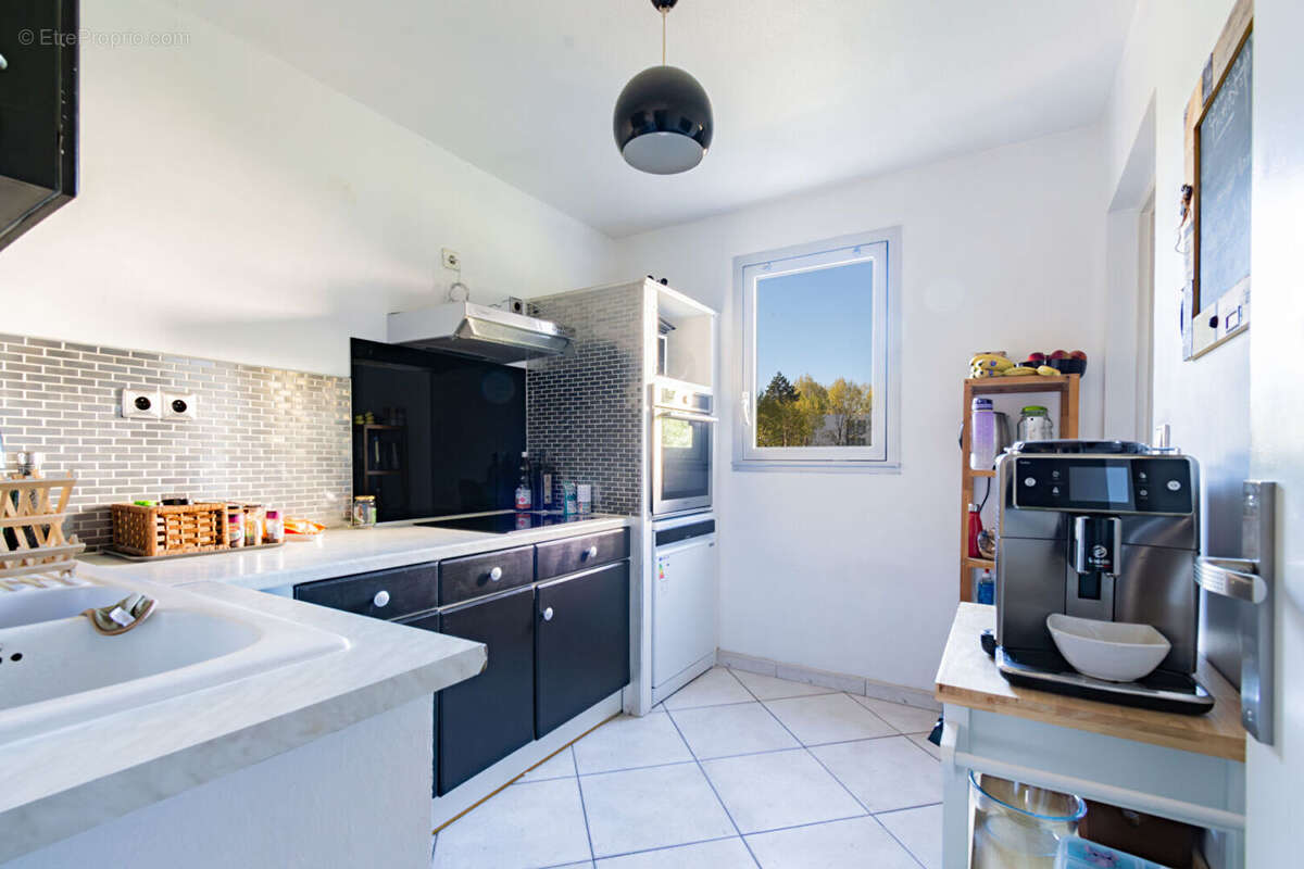 Appartement à MARSEILLE-13E