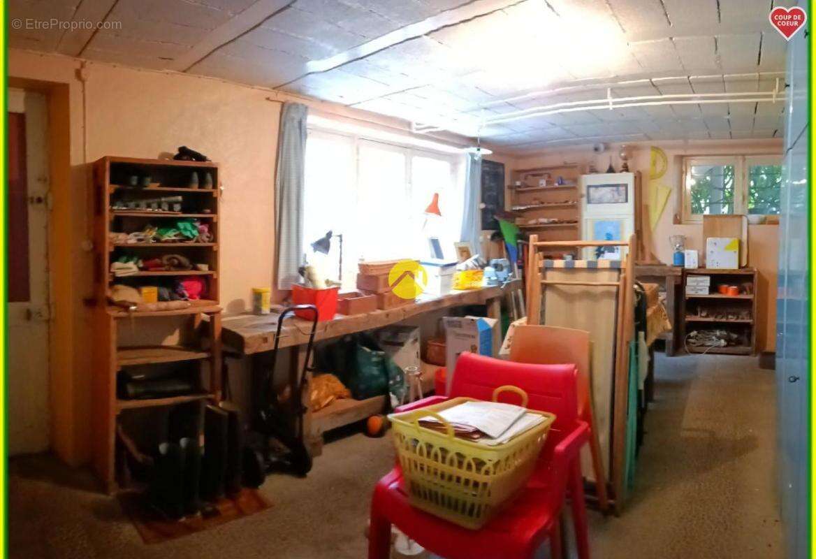 Maison à NEUVY-SUR-BARANGEON