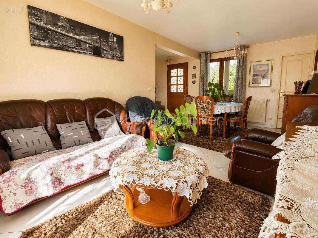 Maison familiale 4 chambres avec jardin de 72 m², 188 m² de terrain - Terrasses et garage – Livry-Gargan - photo 7