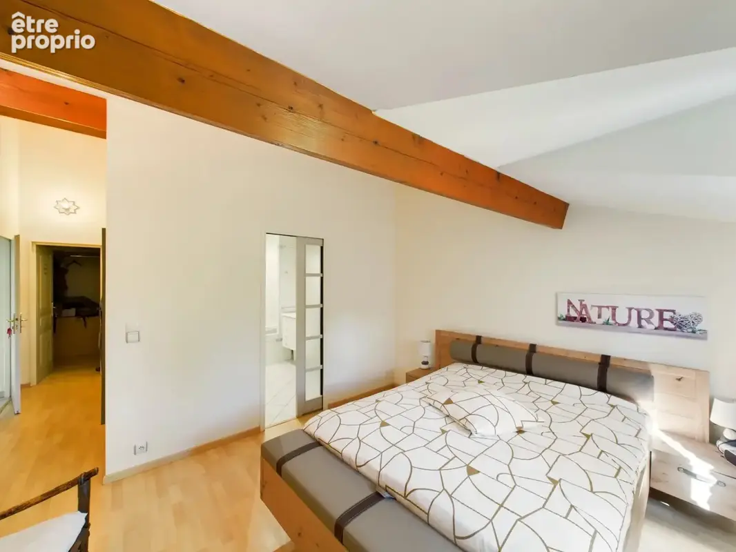 Maison en pierre de 5 chambres rénovée avec élégance et modernité - photo 13