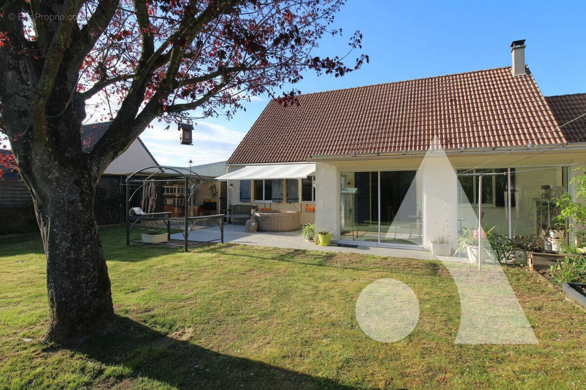 Maison à MONCHY-HUMIERES