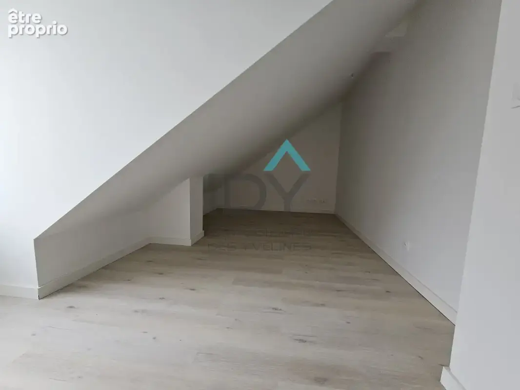 LE MESNIL LE ROI - Belle maison familiale de 175 m² au sol avec jardin - photo 15