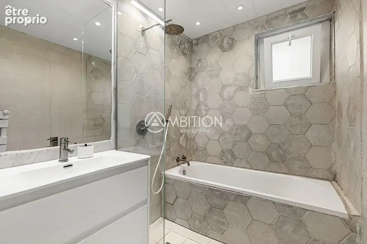 Frejus appartement 4 pièces spacieux proche toutes commodités - photo 5