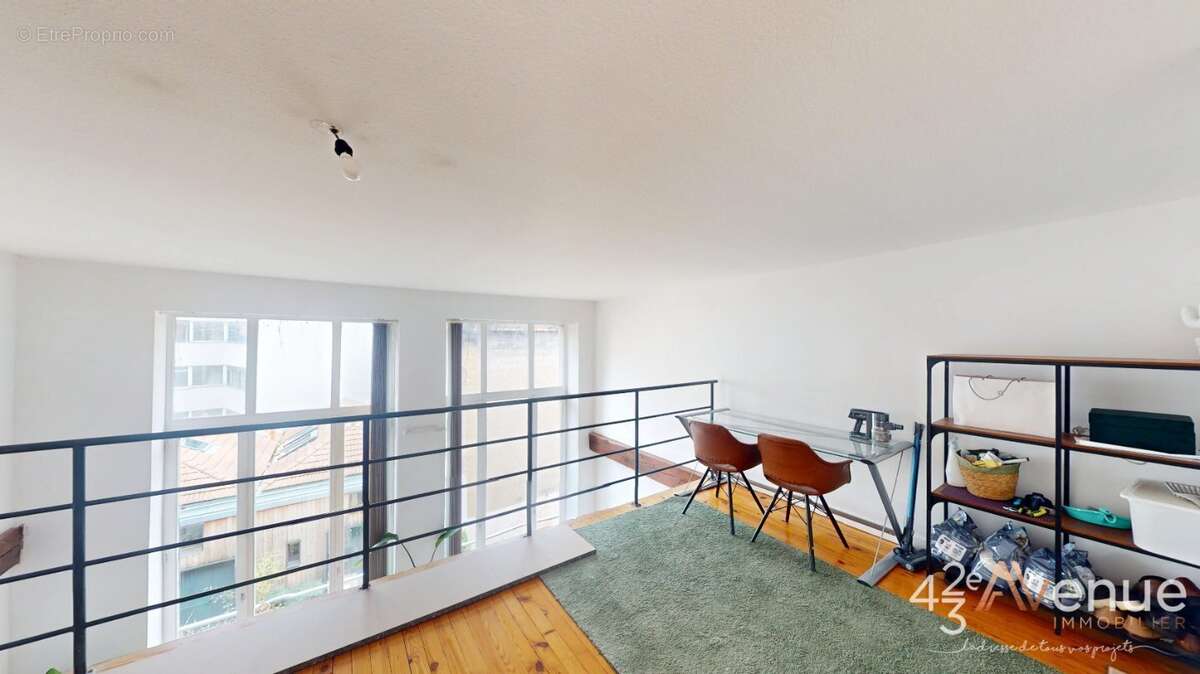 Appartement à SAINT-ETIENNE