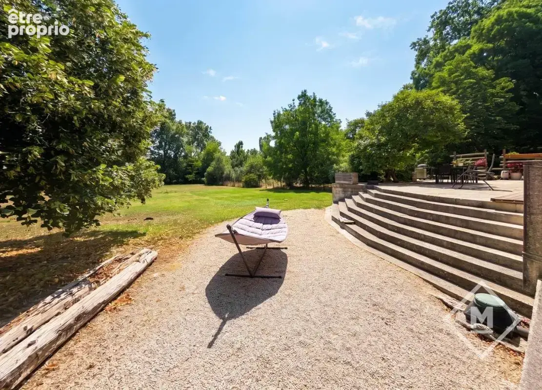 Ancien corps de ferme du XVIIᵉ siècle – 256 m² sur 5 000 m² de parc arboré - photo 8