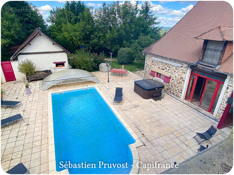 Maison à THIVIERS