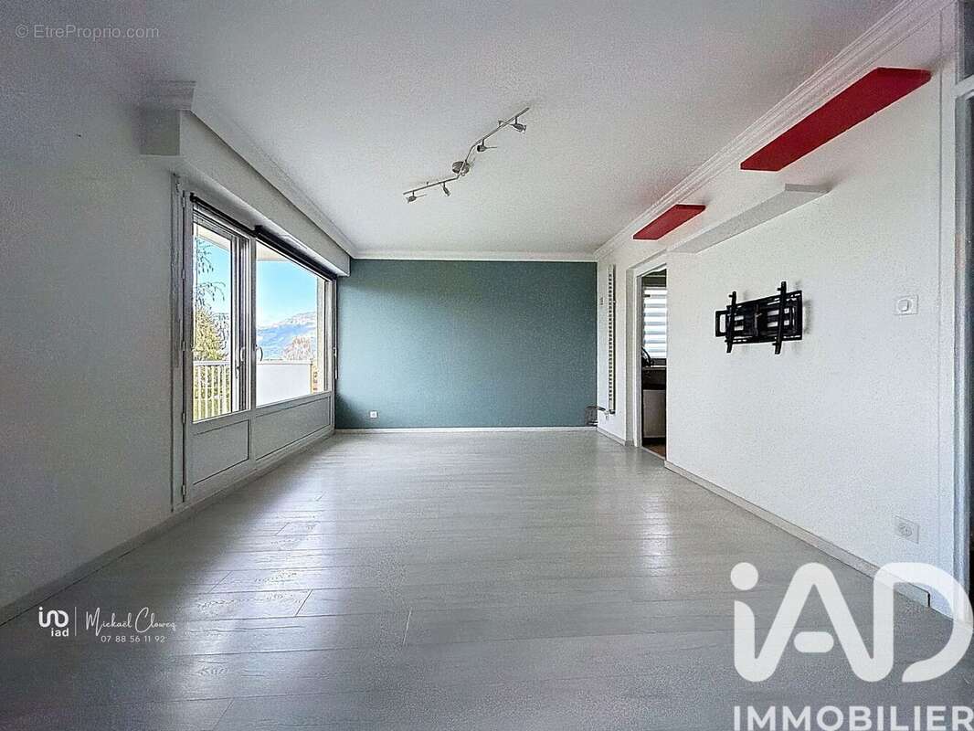 Photo 2 - Appartement à SAINT-PIERRE-EN-FAUCIGNY