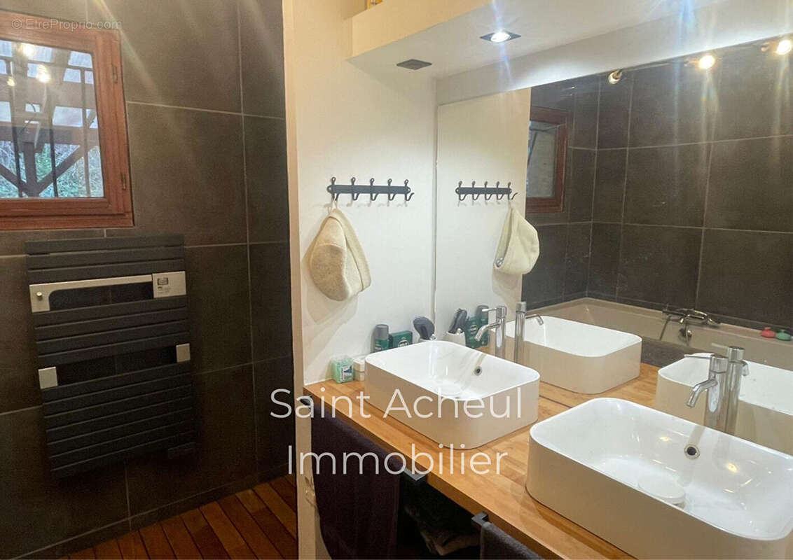 Maison à LAMOTTE-BREBIERE