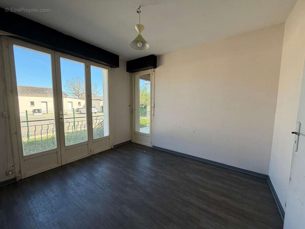 Photo 4 - Maison à BEGUEY