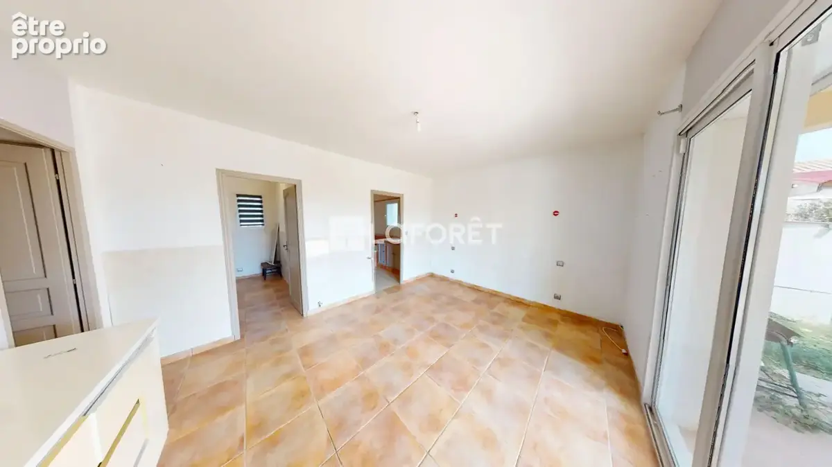 Maison La Fare Les Oliviers 5 pièce(s) 165 m2 - photo 4