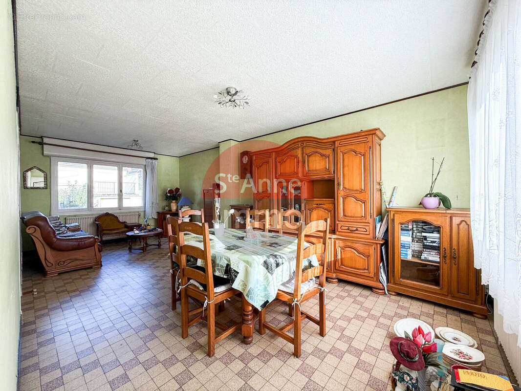 Photo 2 - Maison à ROSIERES-EN-SANTERRE