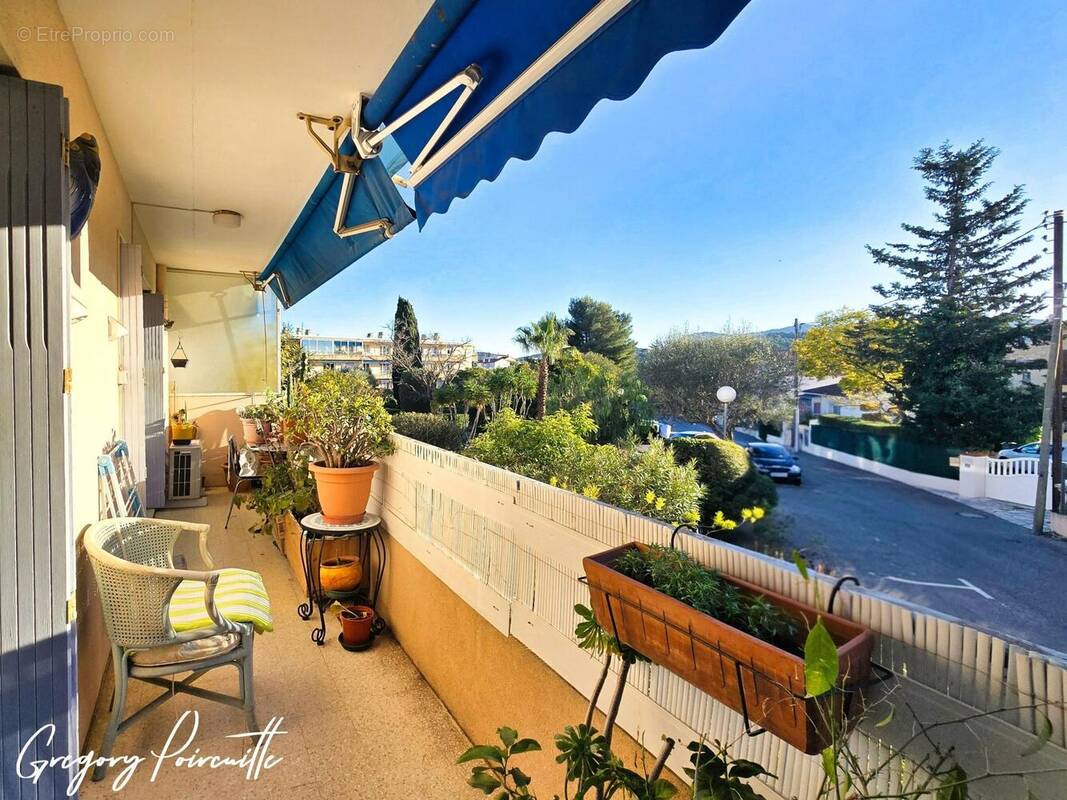 Photo 1 - Appartement à SIX-FOURS-LES-PLAGES