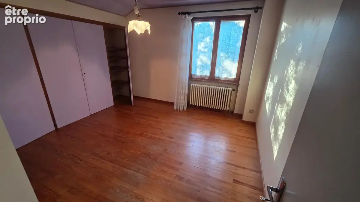 Maison  7-8  Pièces 145 m2 - photo 9