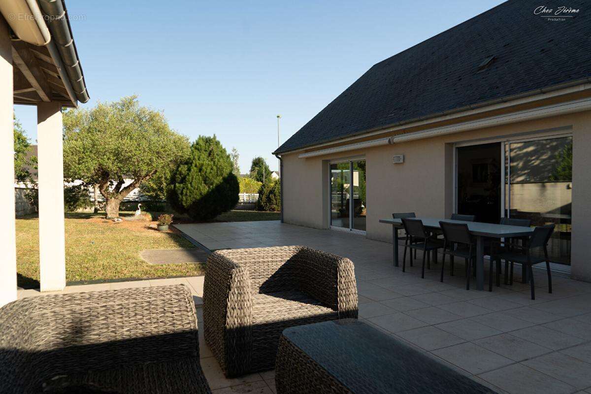 Maison à NOTRE-DAME-D'OE