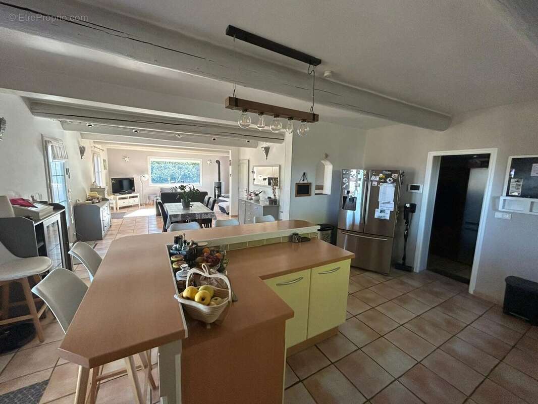 Maison à CHATEAUNEUF-DE-GADAGNE