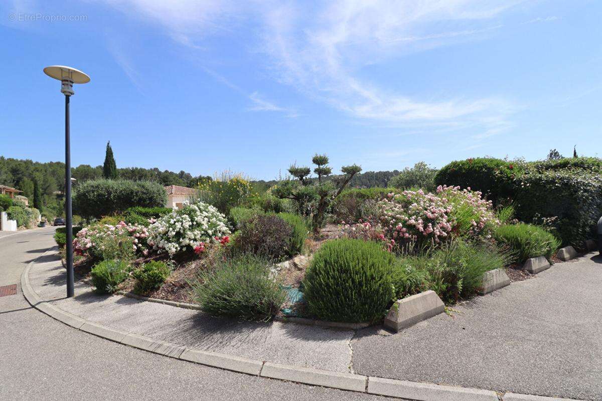 Maison Villeneuve Les Avignon 5 pièce(s) 221 m2 - photo 15