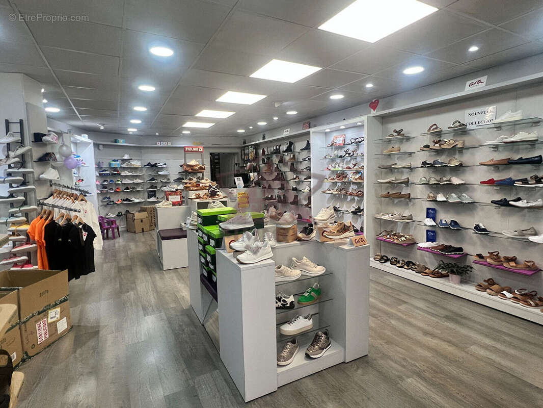 Commerce à SAINT-AMBROIX