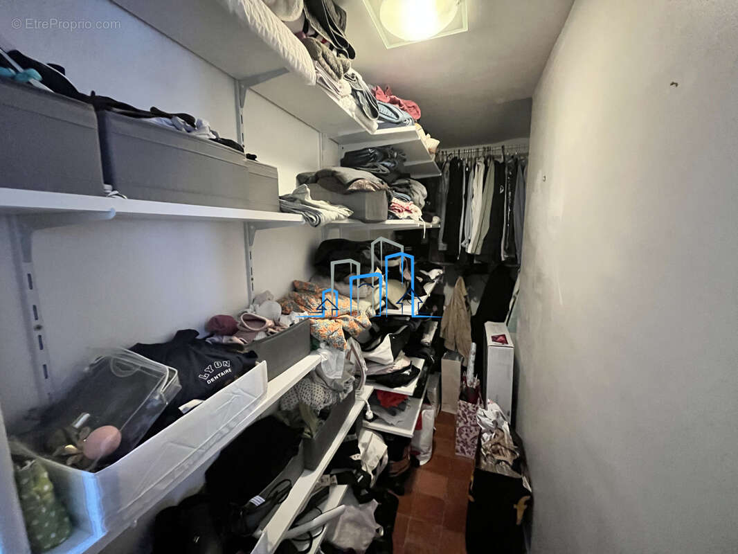 Appartement à PARIS-3E