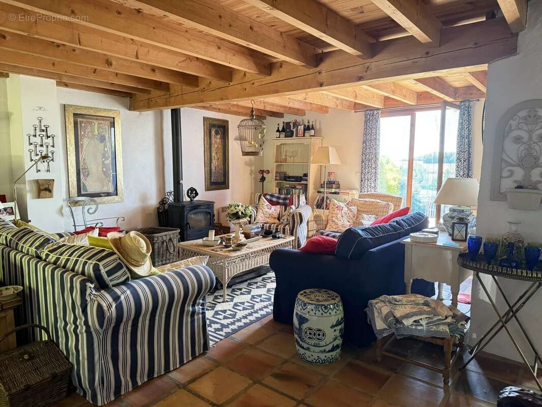 Belle maison de 3 chambres avec piscine commune - photo 5