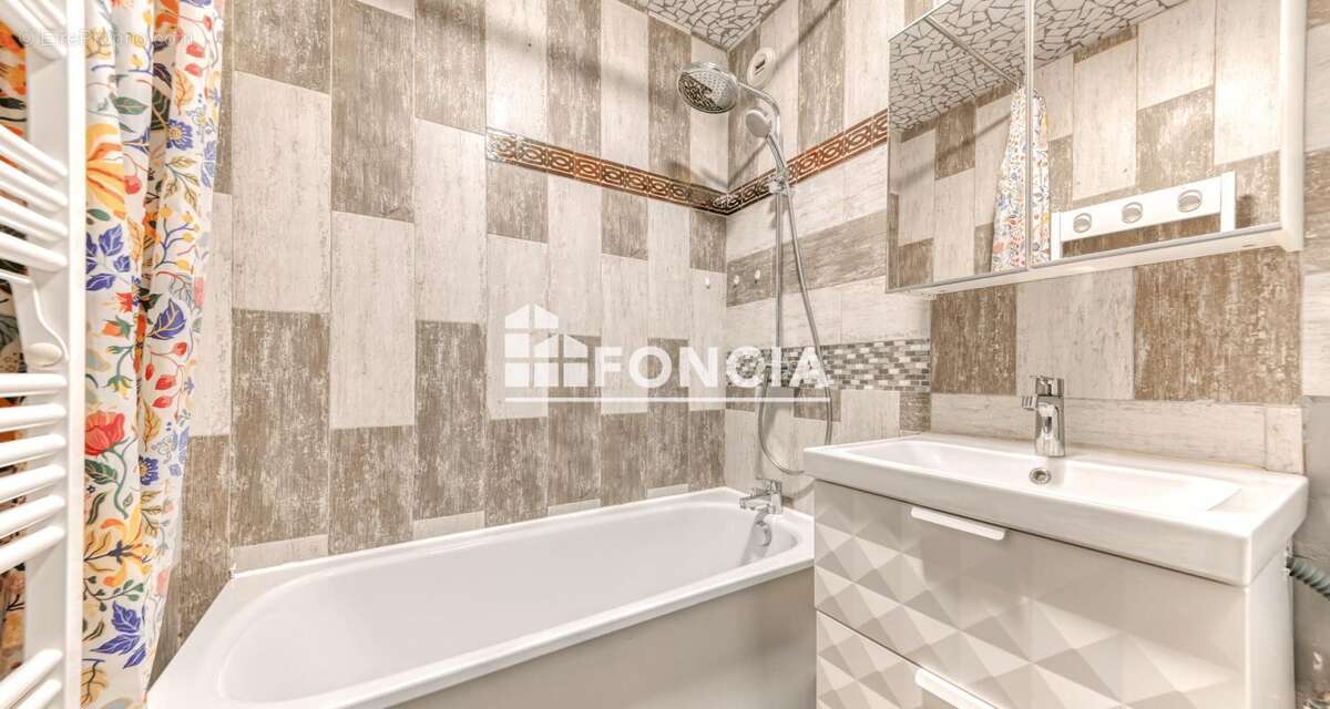 Appartement à VILLEURBANNE