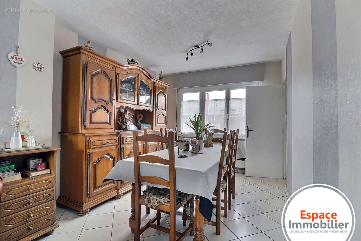 Maison à DOUCHY-LES-MINES