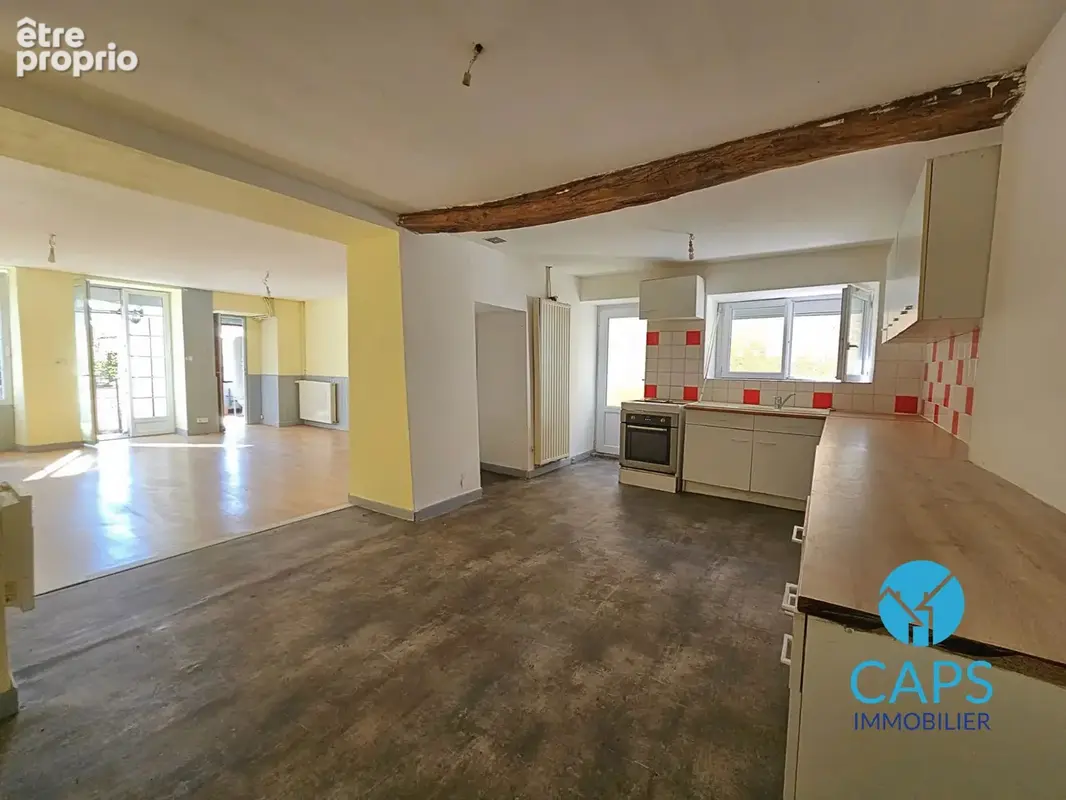 Maison 4 pièces 106 m² à vendre à Voulgezac (16250) - photo 6