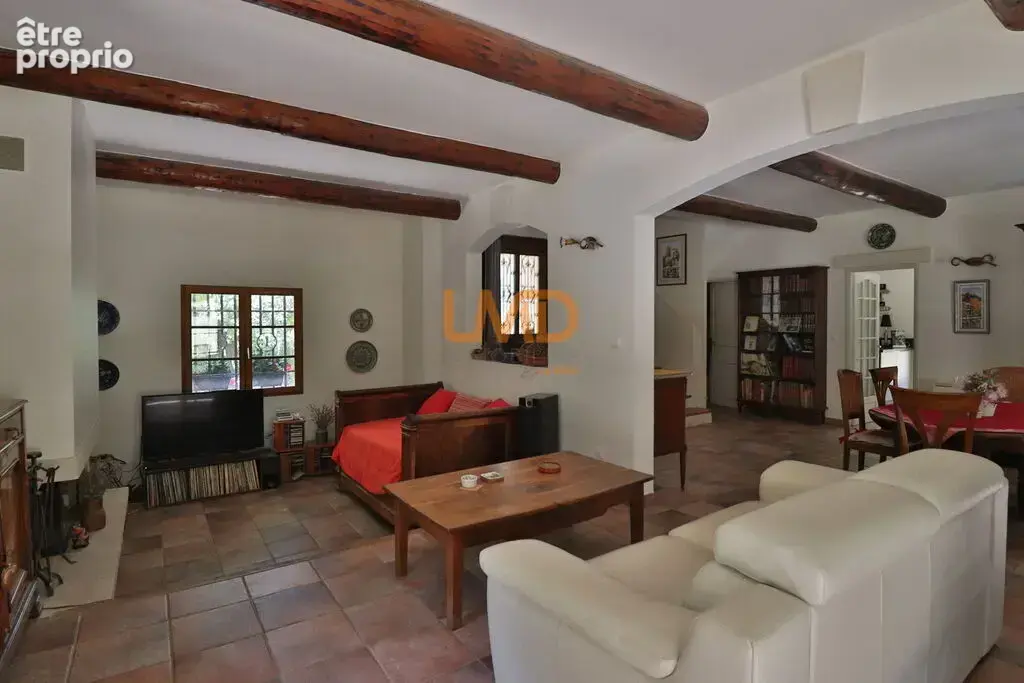 Bastide de charme 4 chambres Terrain 7200m2 Piscine Calme Plein - photo 6