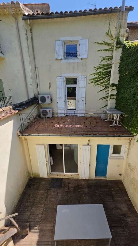 Maison 190 m² à Remoulins  - photo 2