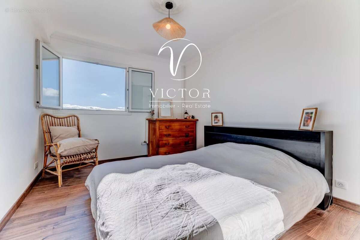 Appartement à LE CANNET