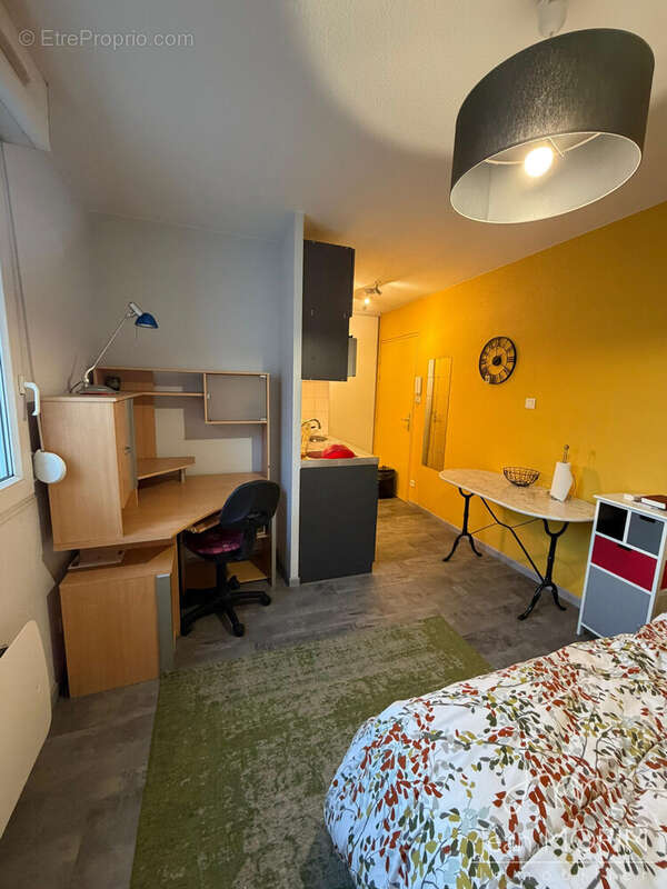 COIN BUREAU - Appartement à LYON-8E