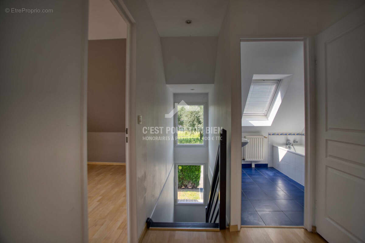 Maison 104 m² à Wormhout  - photo 8