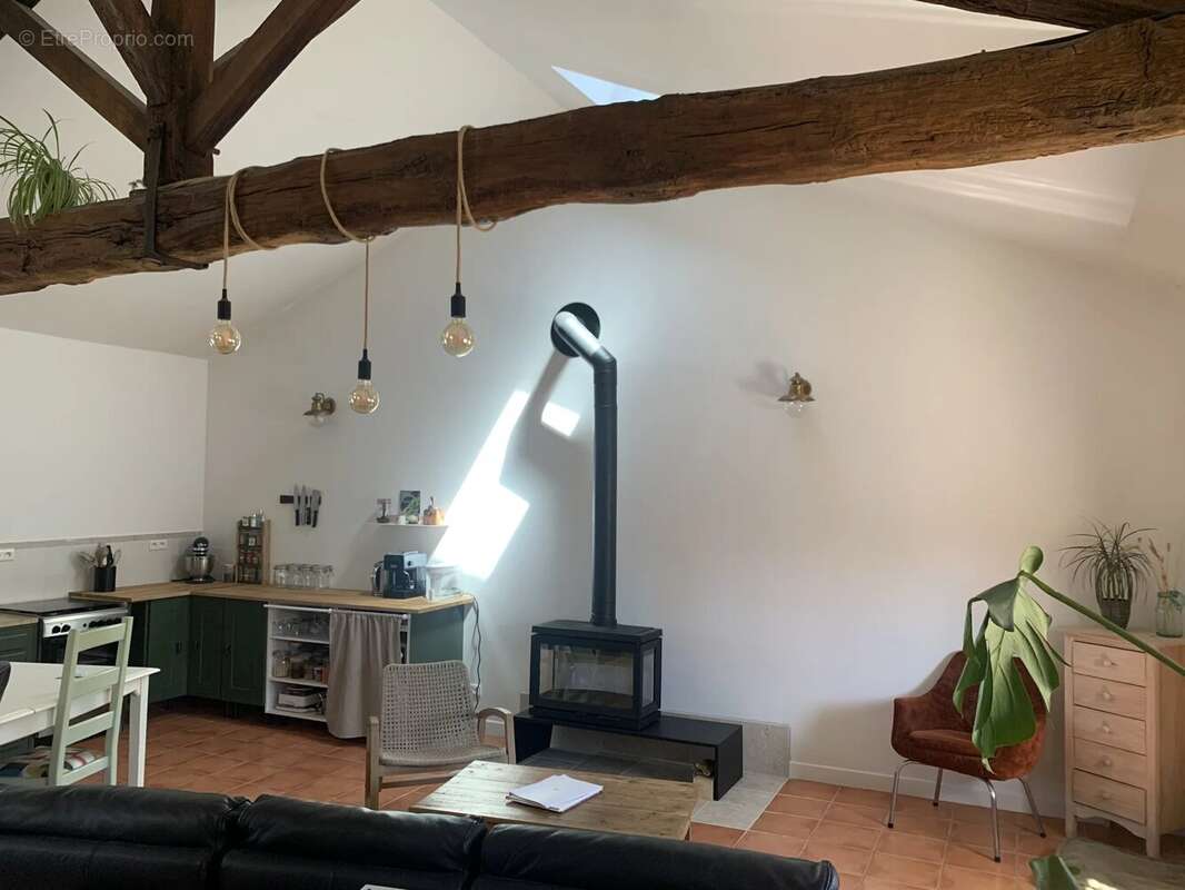 Maison à MAUPREVOIR