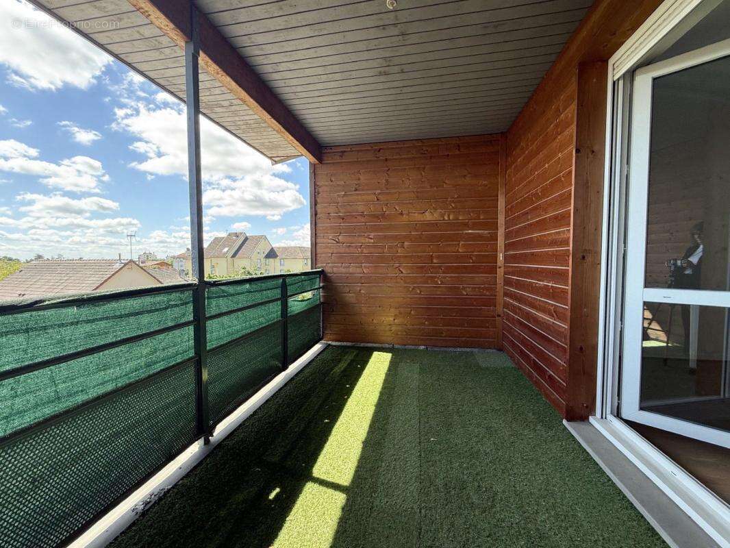 Appartement à CHENOVE