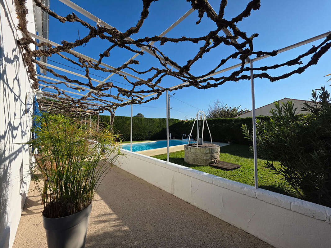 Maison à TONNAY-CHARENTE