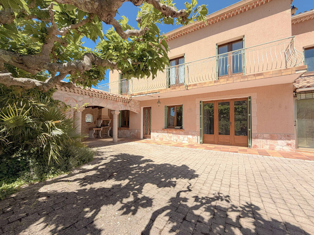 Maison à PIERREFEU-DU-VAR