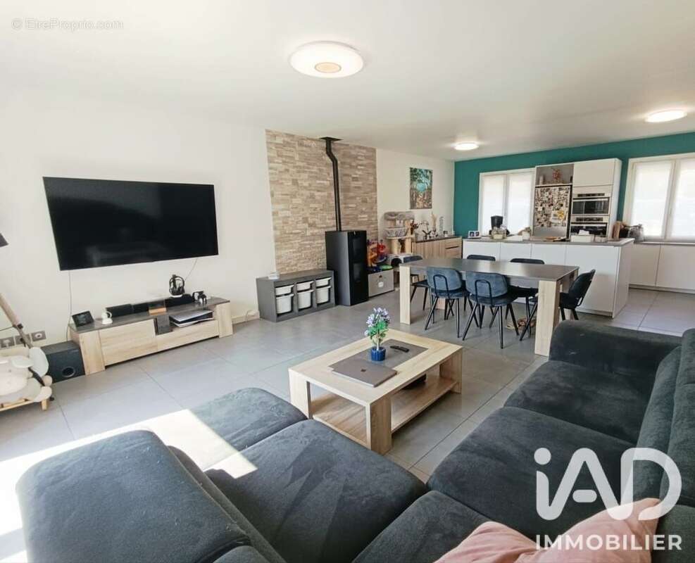 Maison 88 m² à Oiry  - photo 5