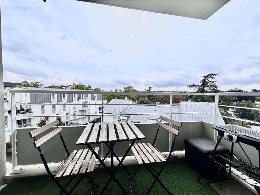 Appartement à SARTROUVILLE