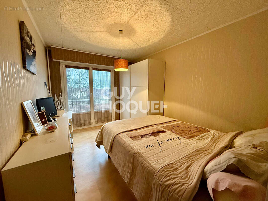 Appartement à ROSNY-SOUS-BOIS