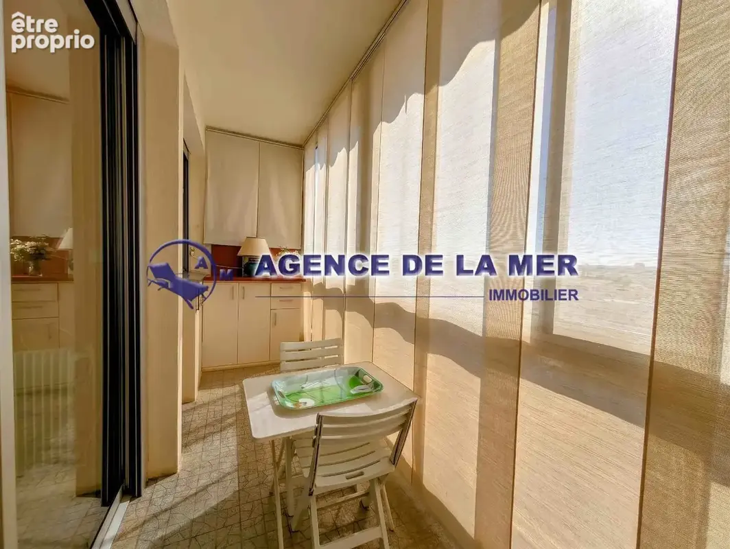 Appartement T2 49 m² + Loggia 7 m² & Cave  Centre-Ville La Grande-Motte, Résidence avec Piscine - photo 7