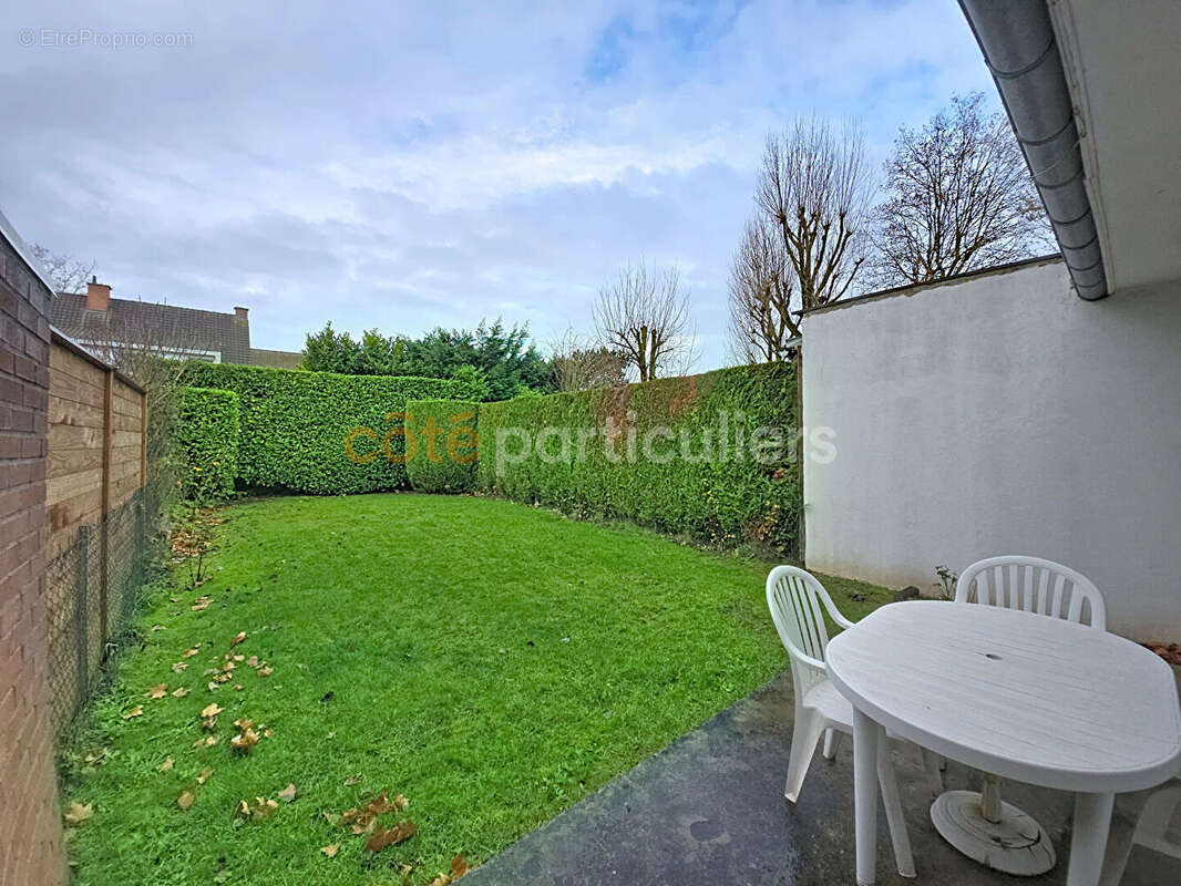 Maison à NEUVILLE-EN-FERRAIN