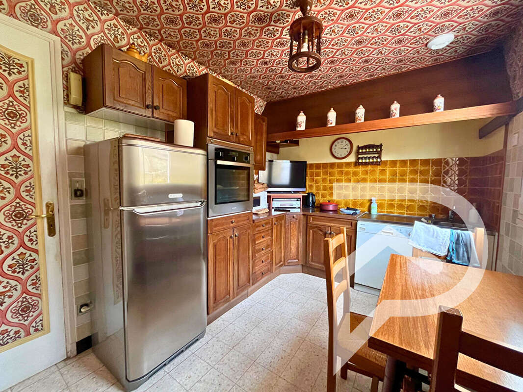 Maison à ESTREES-SAINT-DENIS