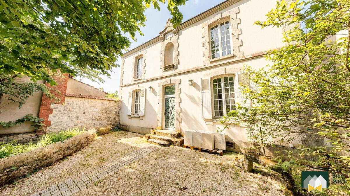 Maison à PRASVILLE