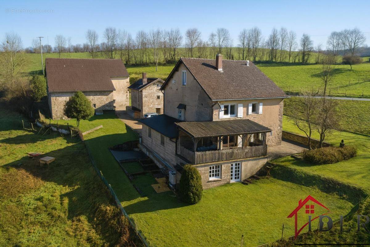 Maison à FOUGEROLLES