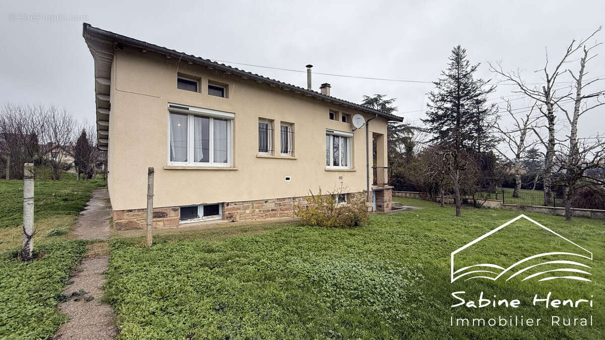 Maison à MIRANDOL-BOURGNOUNAC