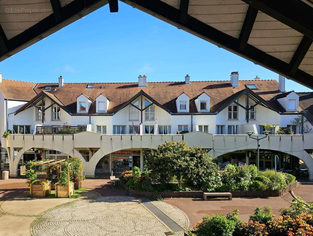 Appartement à SAINT-NOM-LA-BRETECHE