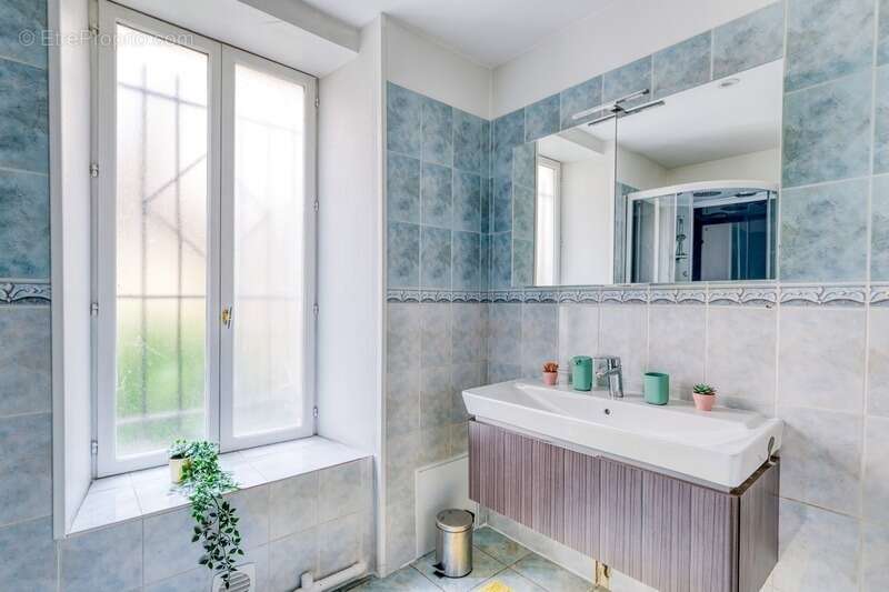 Appartement à LYON-7E