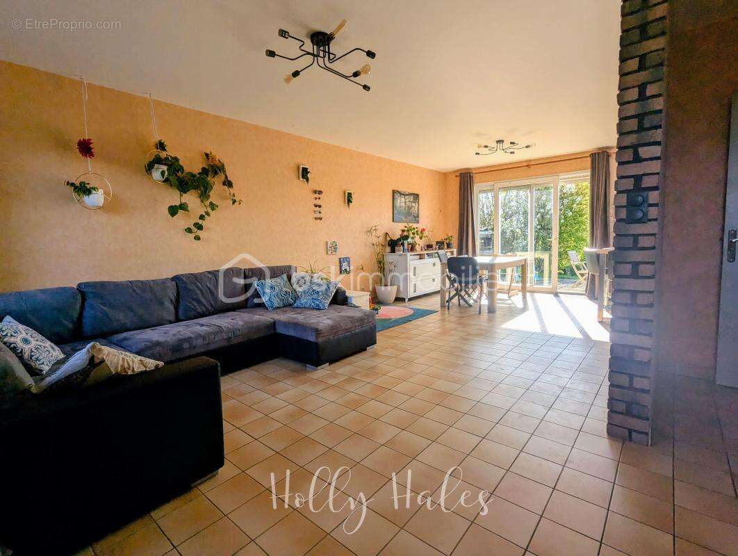 Maison à LE LOROUX-BOTTEREAU